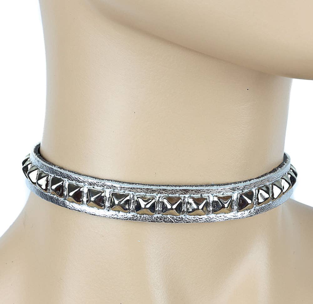 Patent Leather Choker with 1 Row 1/4" Pyramids
