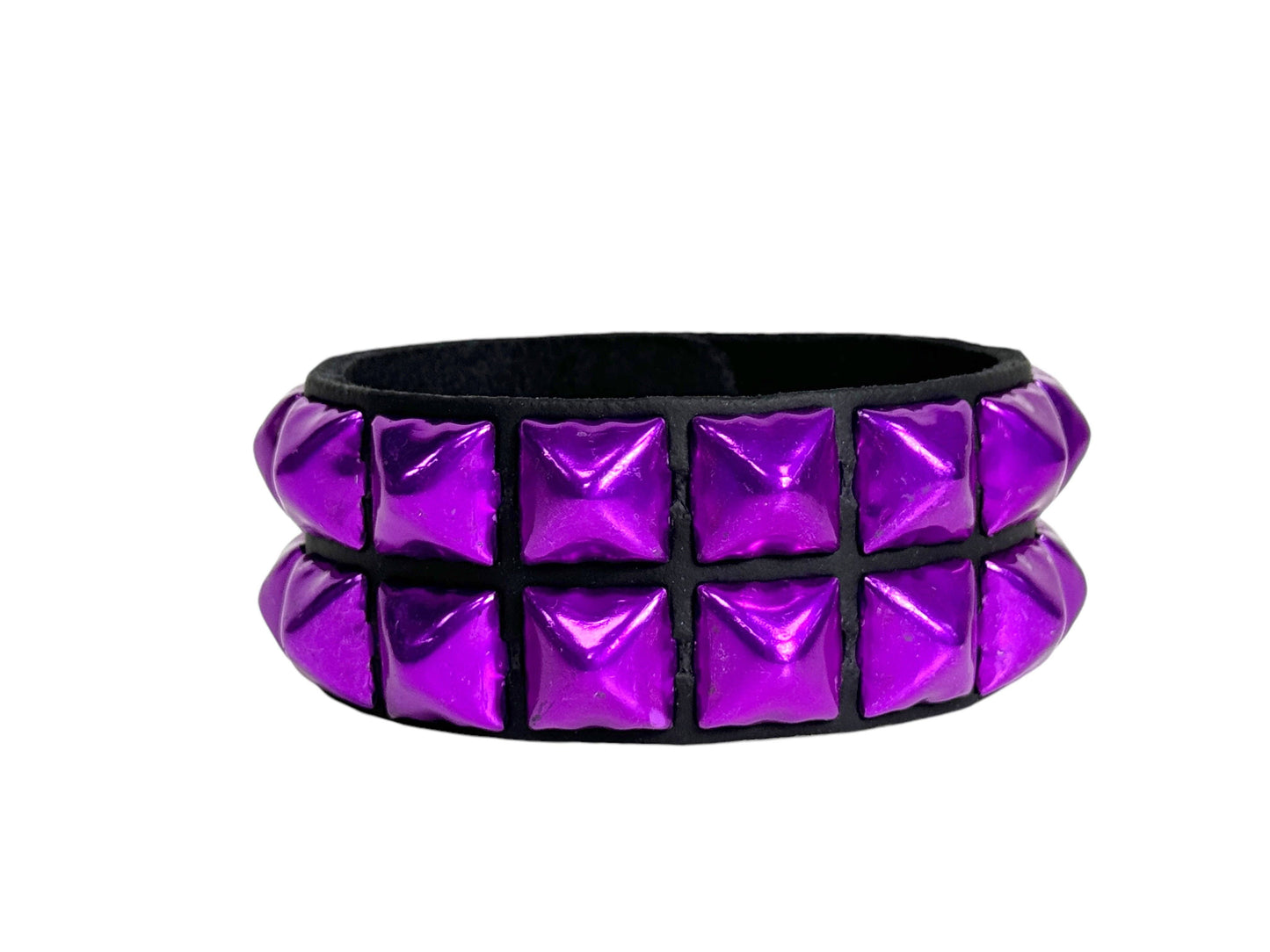2 Row 1/2 in pyramid stud snap bracelet/ red
