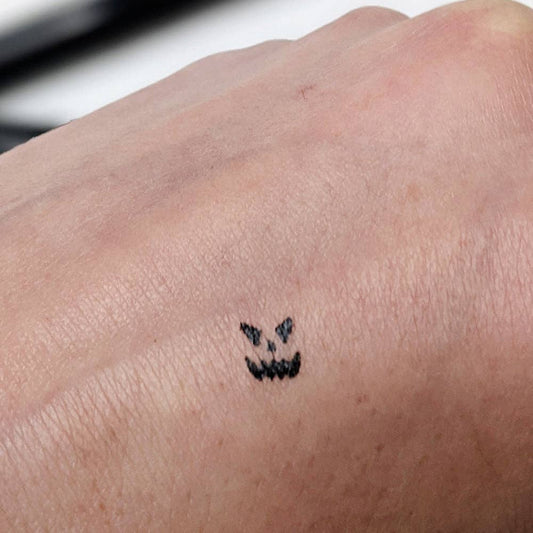 Makeup Jack-o-Lantern Stamp and Eyeliner - Pumpkin King