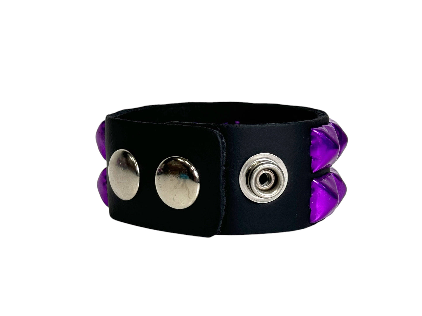 2 Row 1/2 in pyramid stud snap bracelet/ red