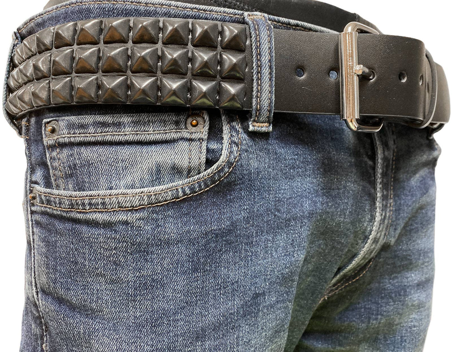 3 Row 1/2" Black Pyramid Belt