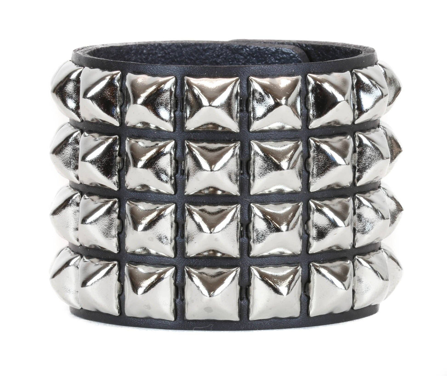 Snap Bracelet wit 4 rows 1/2 in Pyramids