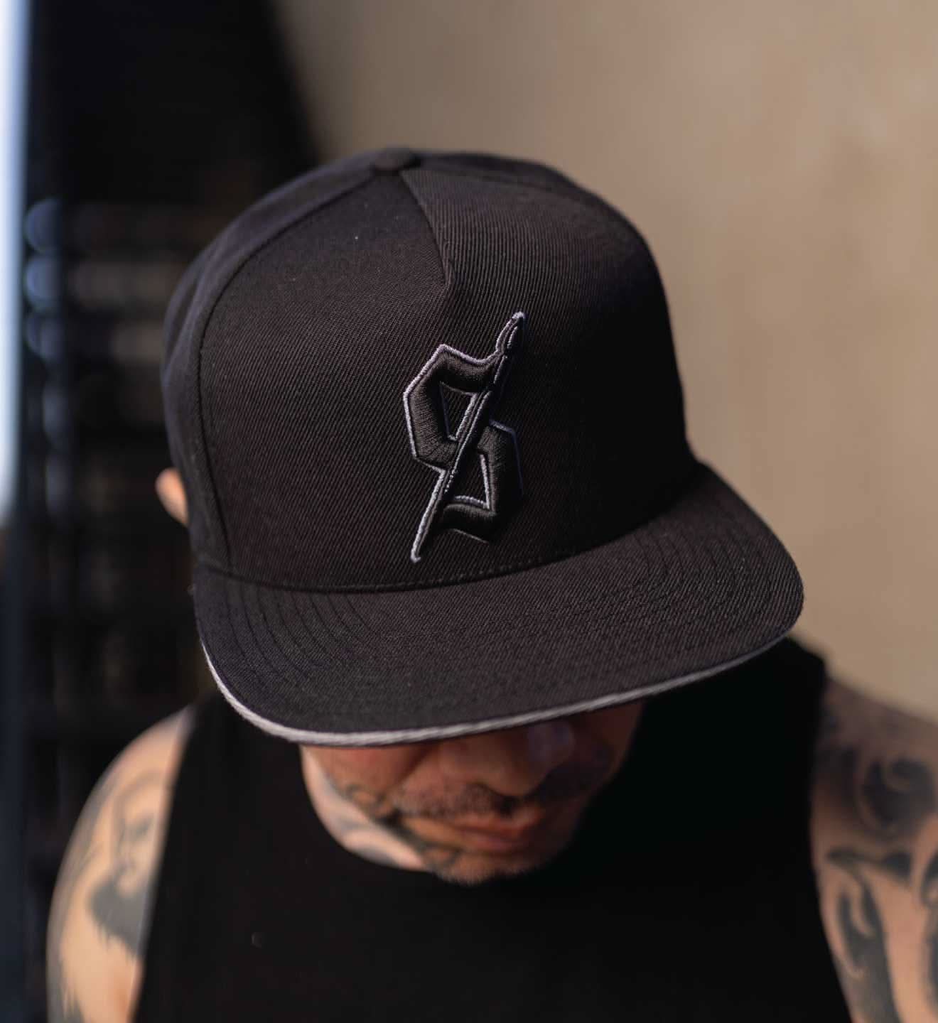 Strike Snapback - Black/Red