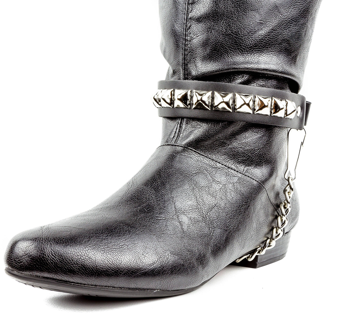 One Row Pyramid Studded Boothstrap