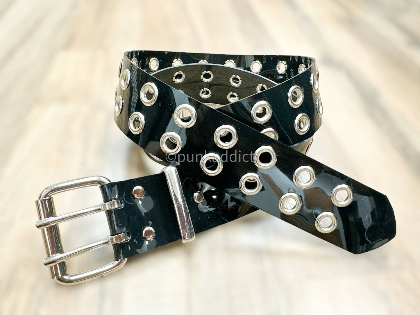 Blk Pvc Vnyl Black Grommet Belt