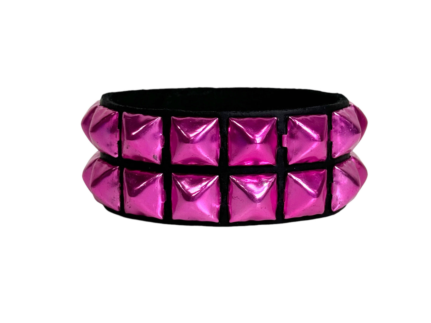 2 Row 1/2 in pyramid stud snap bracelet/ red
